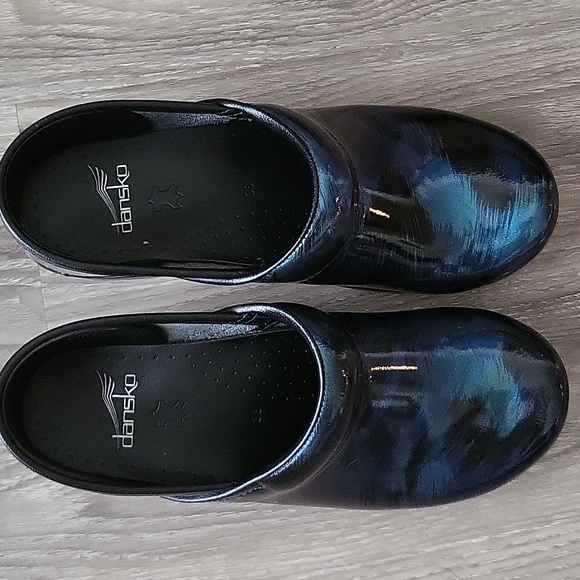 Dansko clogs - Picture 3 of 10
